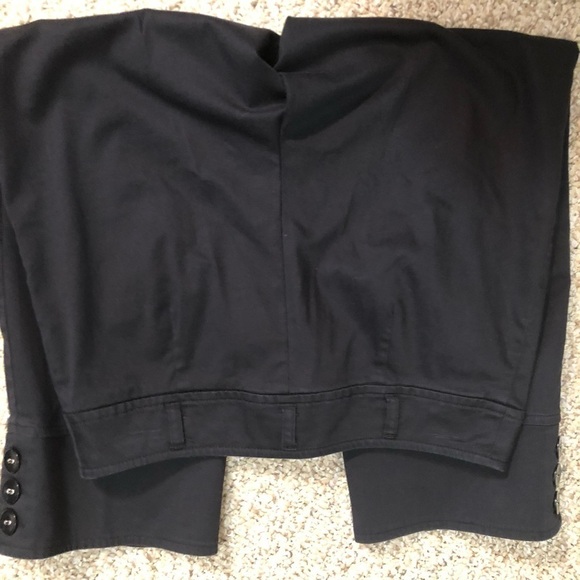 Tribella Sport Embellished Cropped Capri, size 8 - Picture 3 of 4